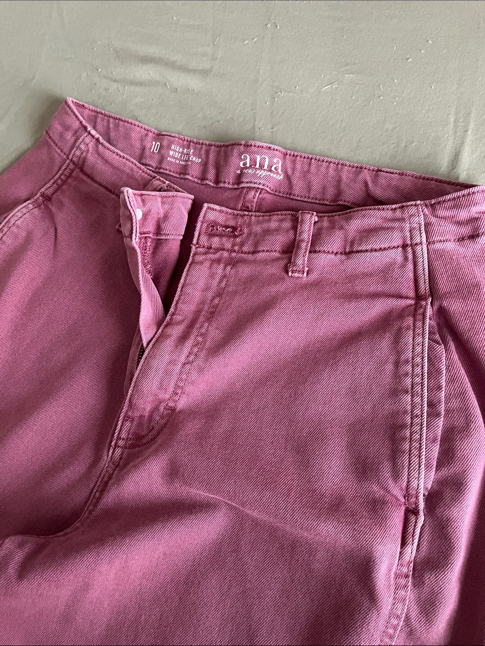 Wide Leg Cropped Rose Women's Jeans - Picture 5 of 5
